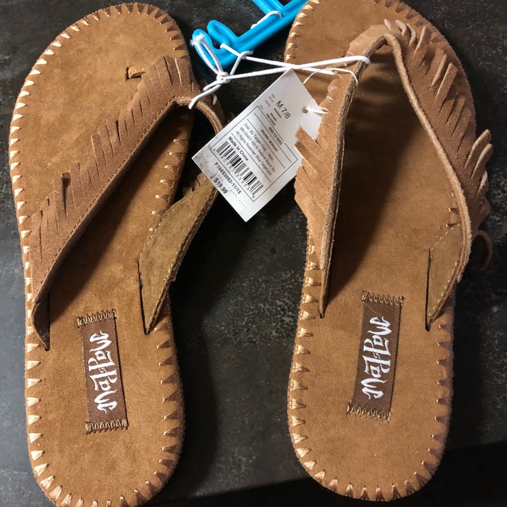 Fringed sandal size 7/8